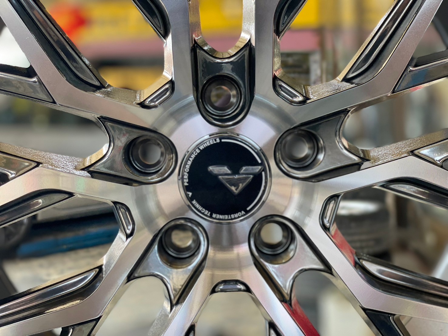 ล้อแม็กซ์ VorsteinerVFF107 (MF-1202) ล้อแม็กซ์ใหม่ขอบ19 หน้า 8.5 ET38 5x113 หลัง 9.5 ET38 5x113 สีดำขอบเงา (HBFP)