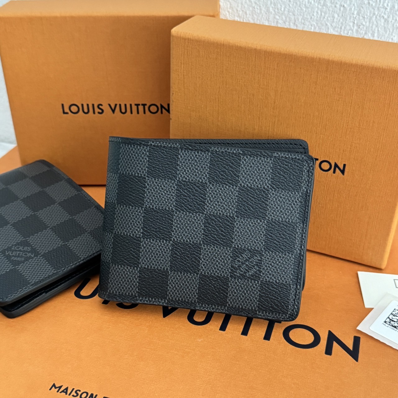 กระเป๋าตัง Louis Vuitton Multiple Wallet Microchip