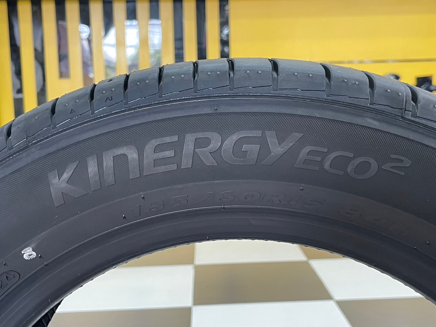 Hankook Kinergy Eco 2 185/60R15 ยางใหม่ปี2024