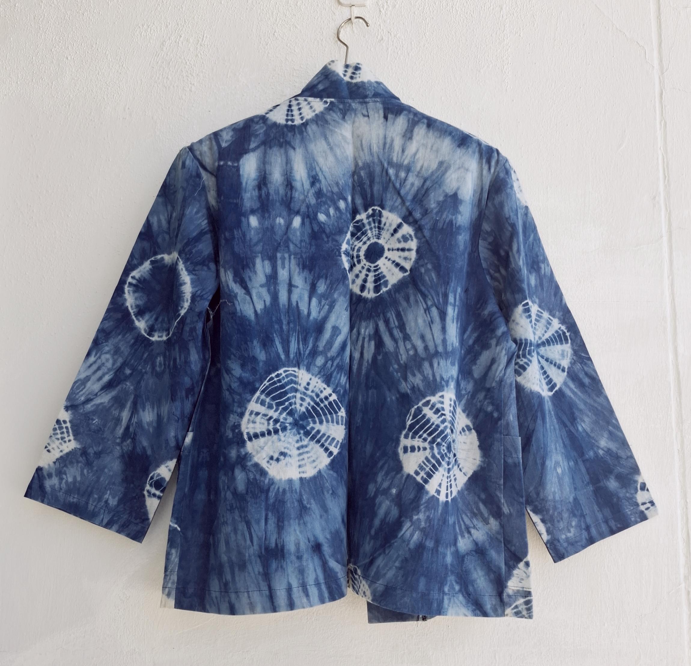 เสื้อยูกาตะ ผ้ามัดย้อม กัดลาย