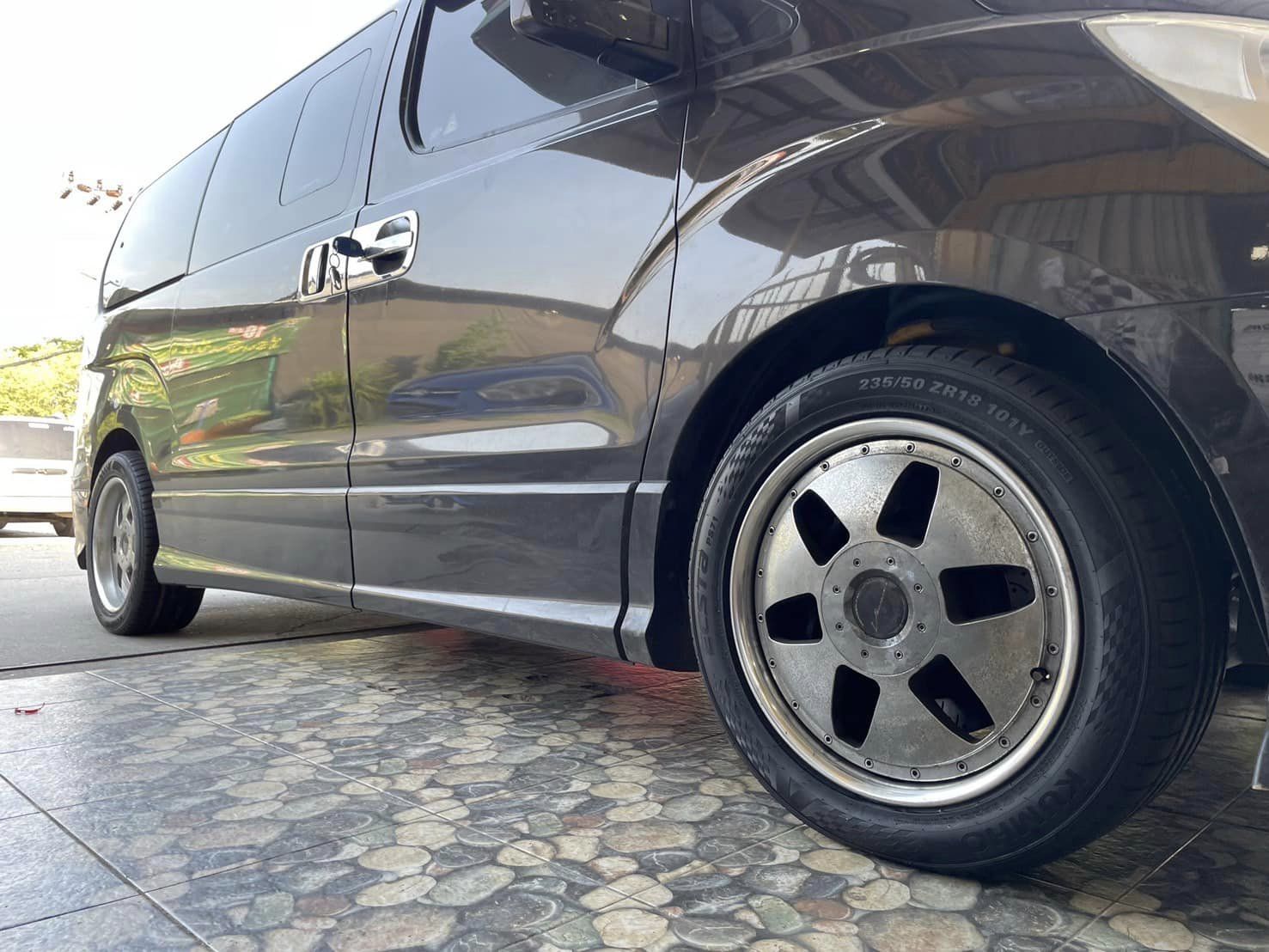 🛞❤️ #HYUNDAI_H1🚘เปลี่ยนยาง 💫 🛞🐘#KUMHO #ECSTA #PS71 235/50R18