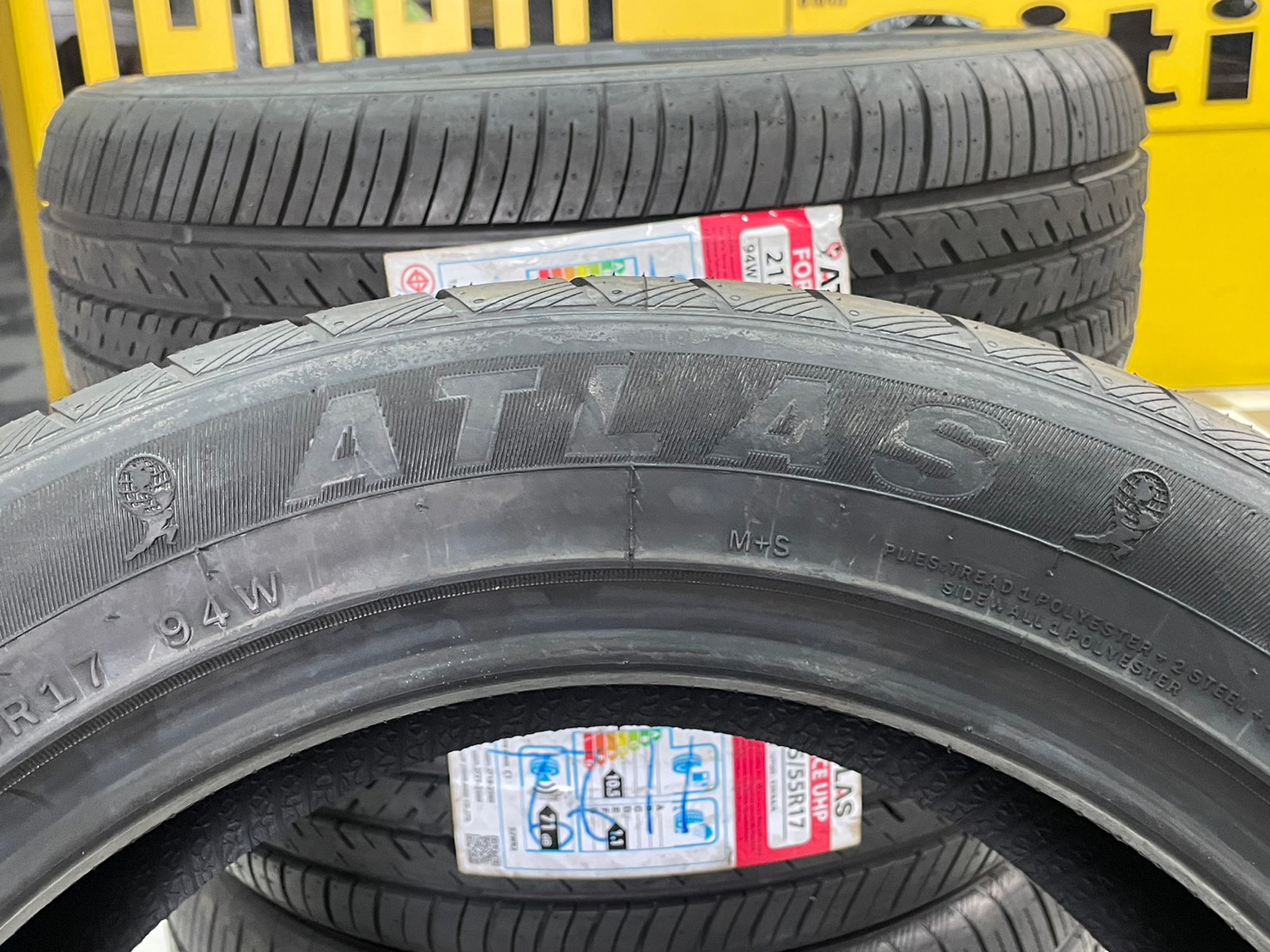 #ATLAS FORCE UHP 215/55R17 ยางใหม่ปี 2022