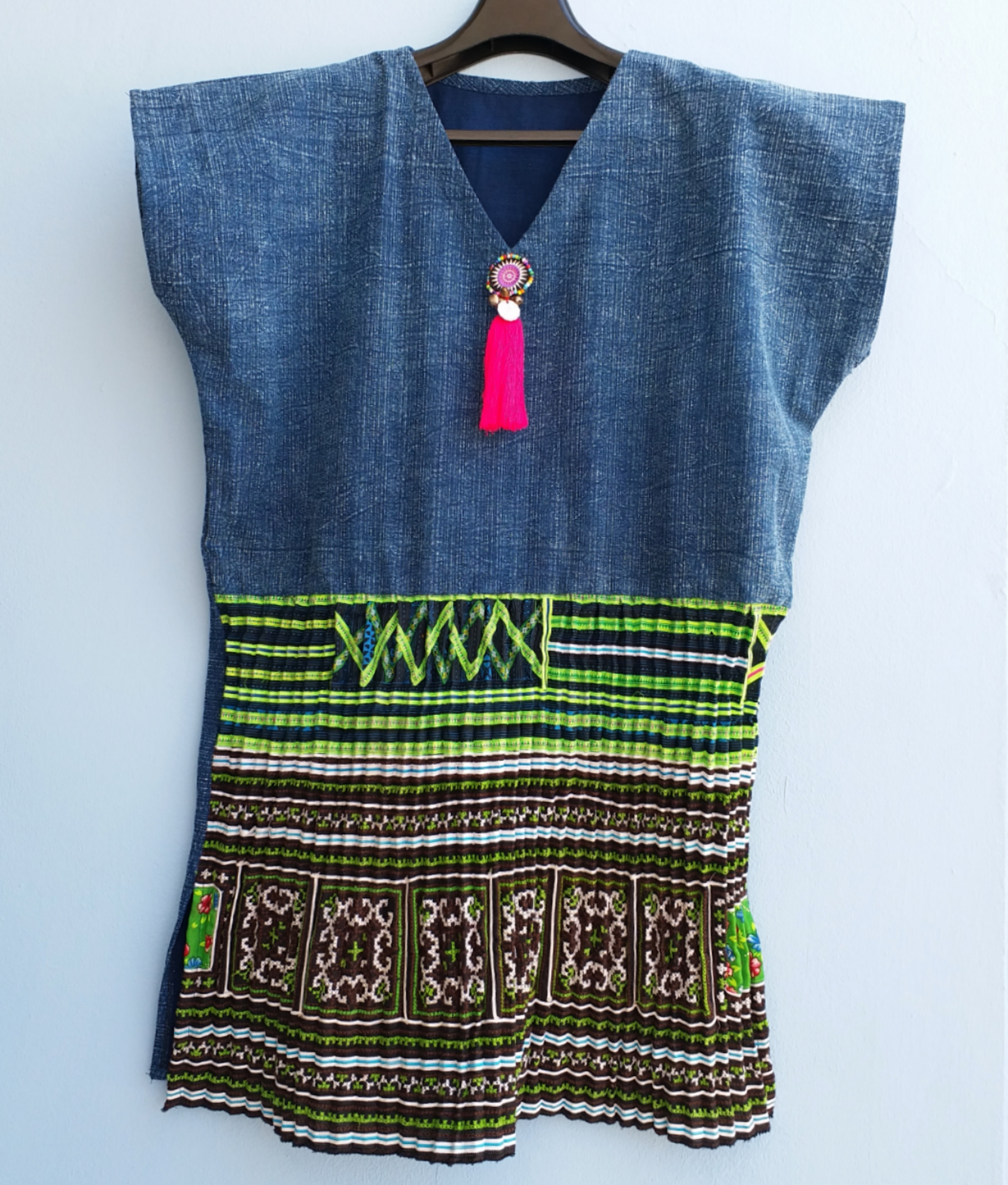 เสื้อผ้าฝ้ายสโตน แต่งผ้าม้งลายสวย พลีทแน่น
