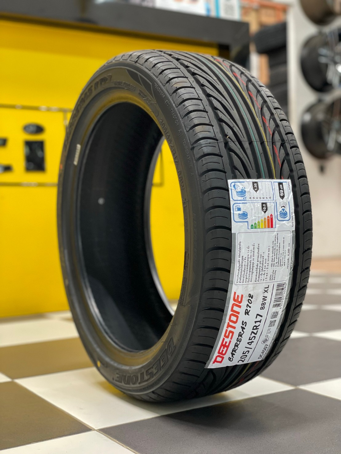 205/45R17 ยางใหม่ดีสโตน Deestone CARRERAS R702 ยางใหม่ปี2022
