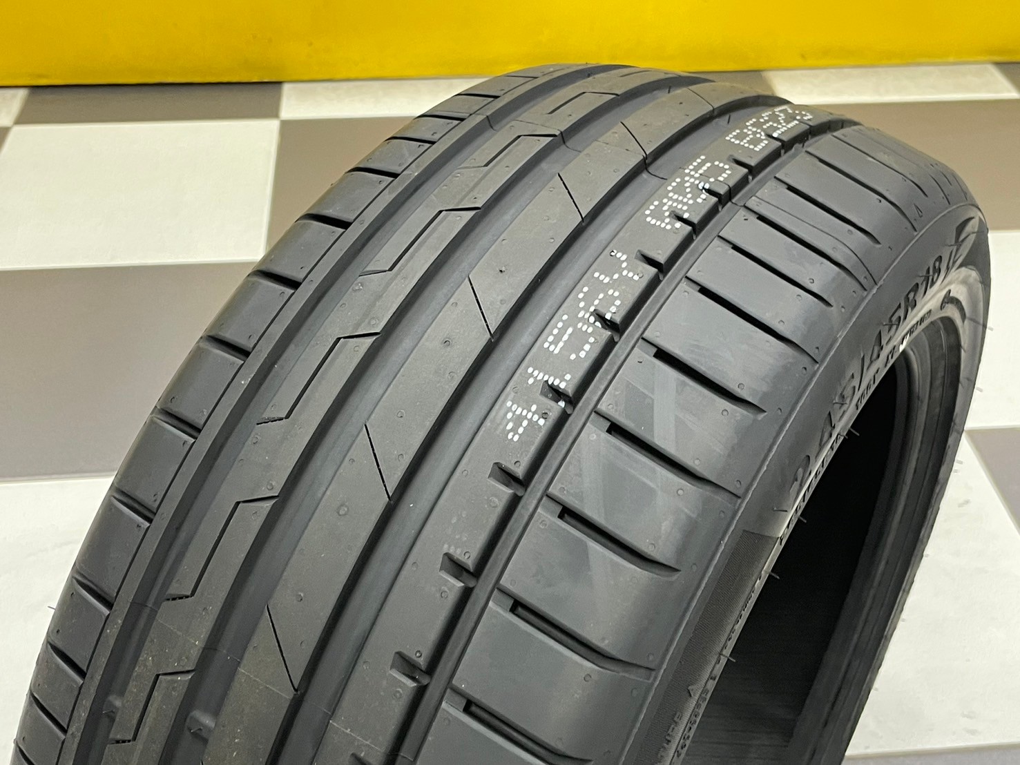 GITI SPORT S2 245/45R18 ยางใหม่ปี2024