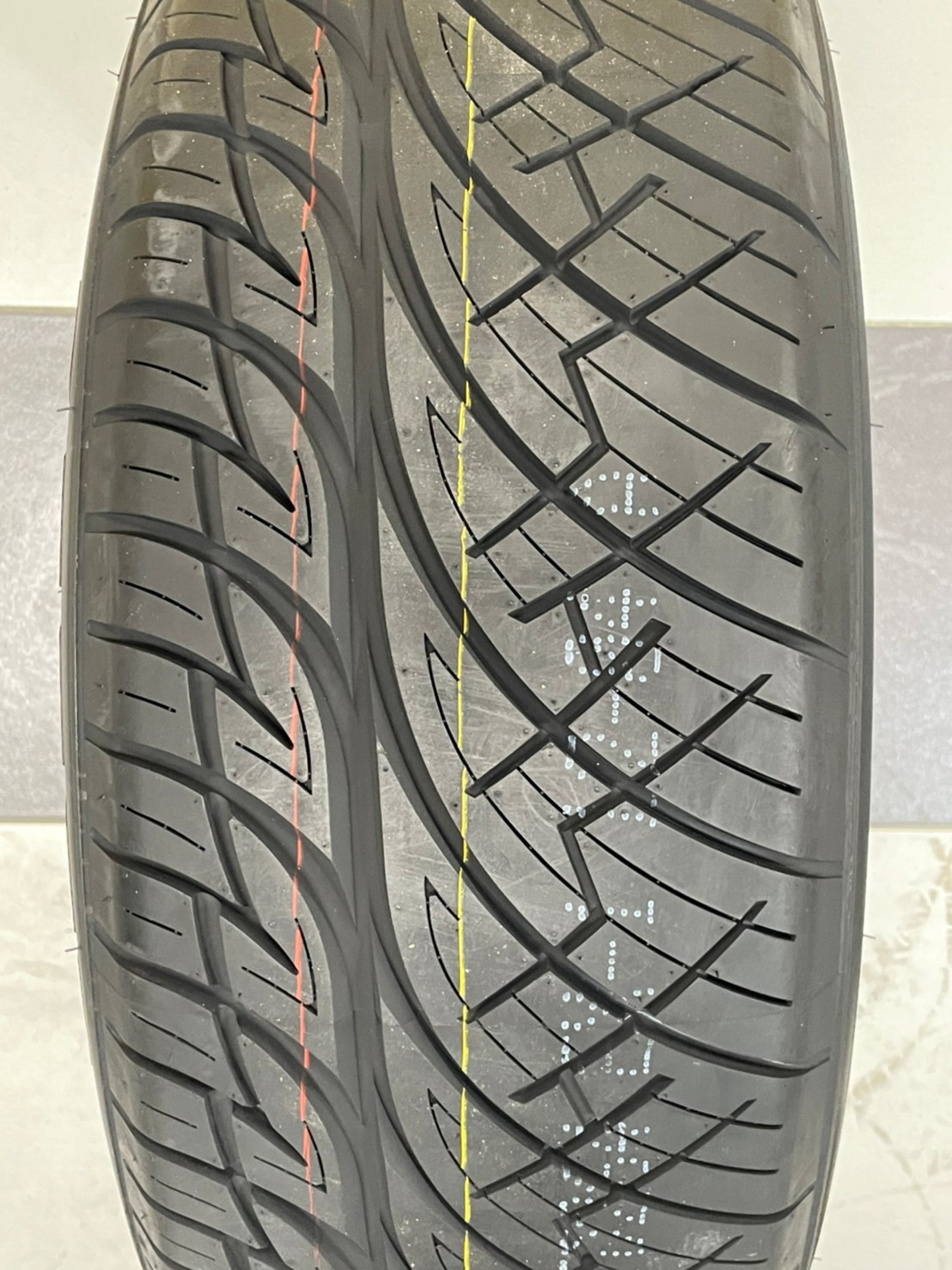 DEESTONE STORMZ RS 265/60R18 ยางใหม่สปอร์ตลายซิ่ง ยางใหม่ล่าสุด แก้มขาว