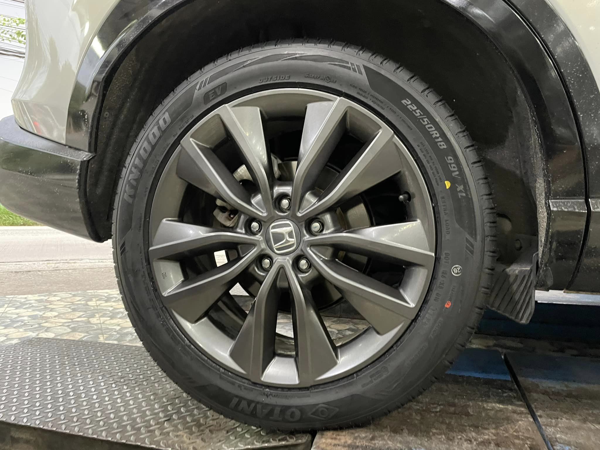 🚘 #HONDA_HRV #เปลี่ยนยาง #OTANI #KN1000 225/50R18