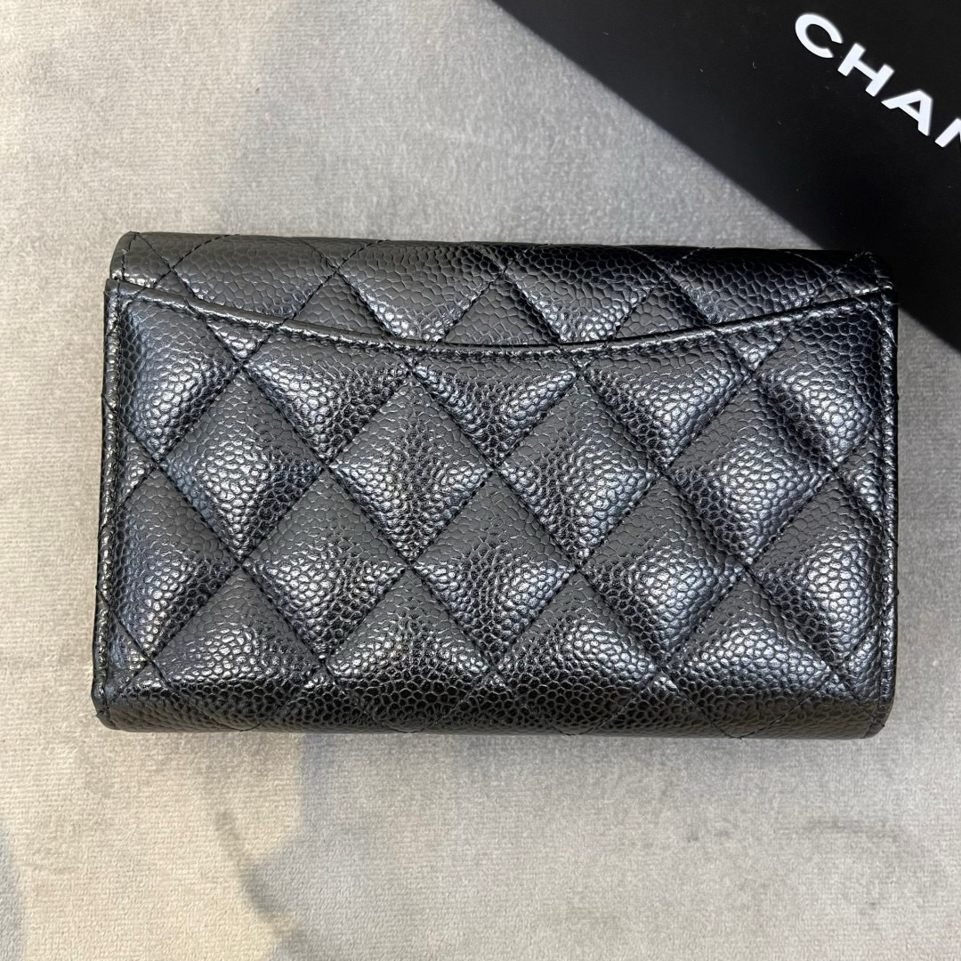 กระเป๋าสตางค์Chanel Wallet Medium Cavair