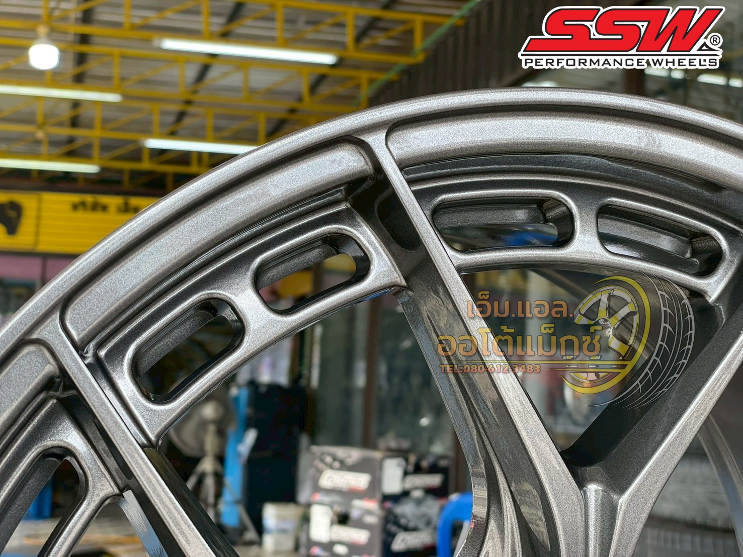 ล้อแม็กซ์ SSW รุ่น 436 ขนาด 18x8.5 นิ้ว พร้อมค่า Offset (ET) 38 และรูน็อตแบบคู่ 5x112 กับ 5x114.3