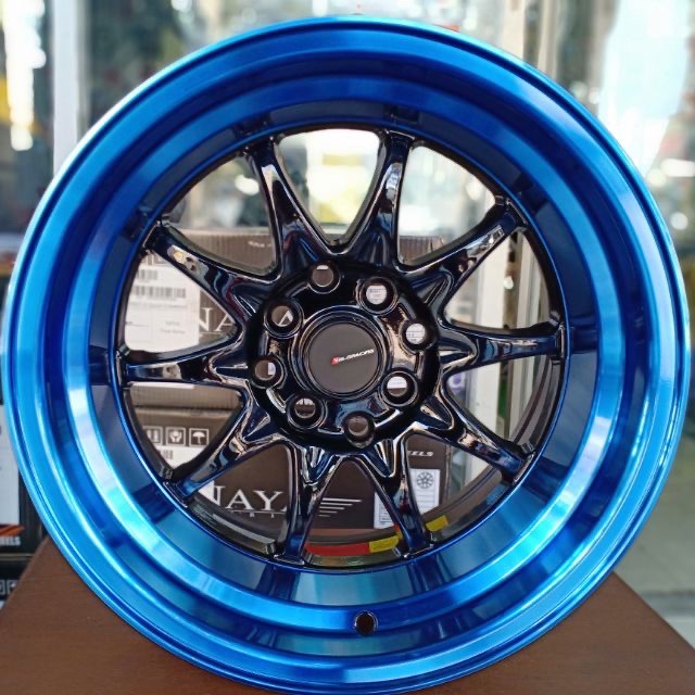 ล้อแม็กใหม่ขอบ15 Ce28 Off0 กว้าง8 ขนาด4x100 4x114 สีดำขอบน้ำเงิน แนวล้นๆ