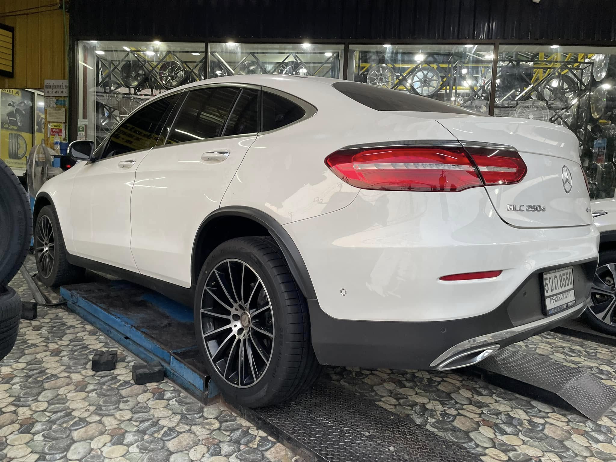 🚗#BENZ_GLC250d🛞 🛞#ยางจีที #ยางสปอร์ตสมรรถนะการขับขี่สูง 🛞 🛞#Giti_SportS2 285/40R20🛞