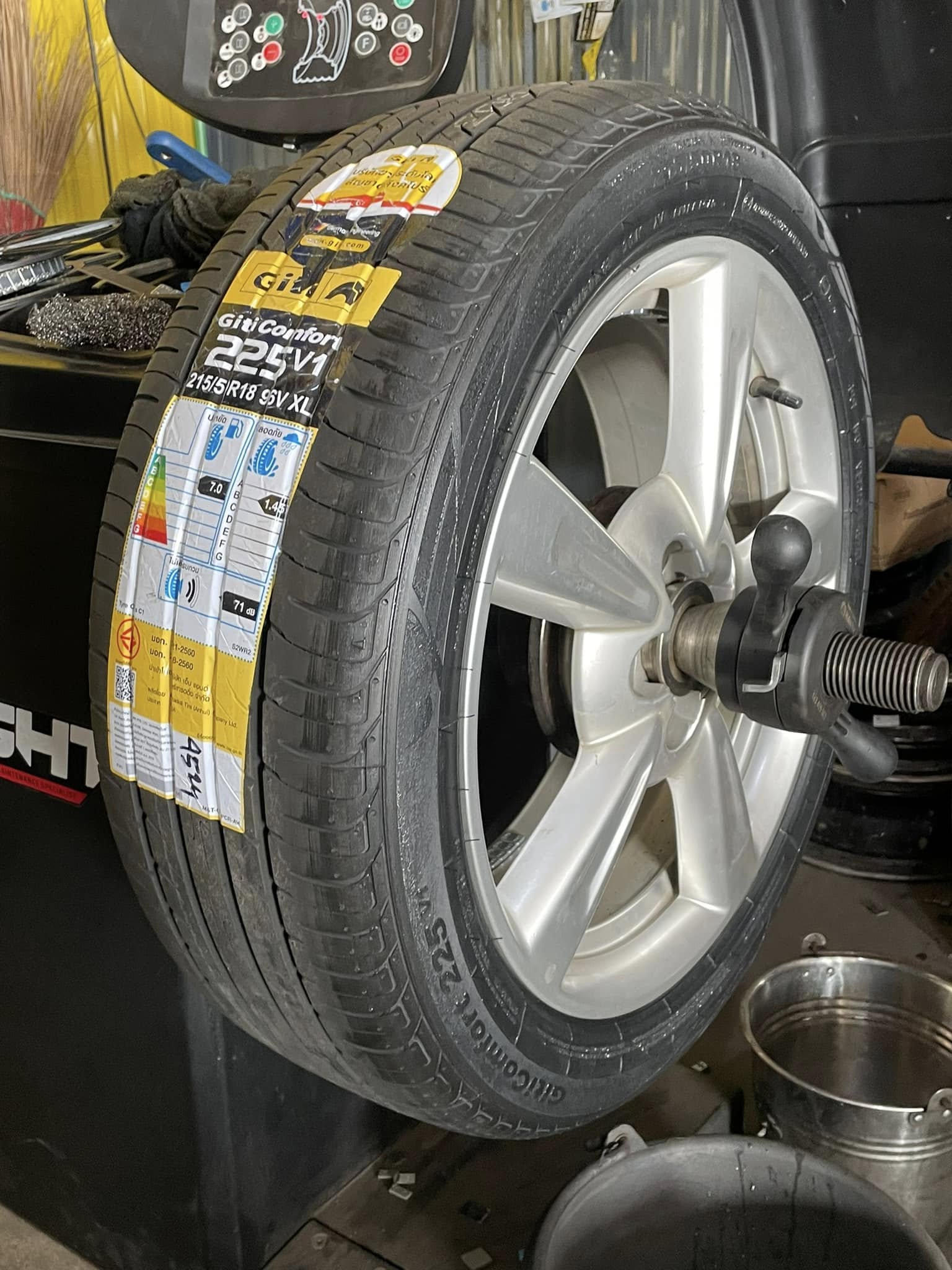 🙏ขอบพระคุณลุกค้ามากๆค่ะไว้วางใจใช้บริการM.L.AUTOMAX ยางใหม่ #GITI #Comfort225v1 #215/50R18 ยางใหม่ปี2024