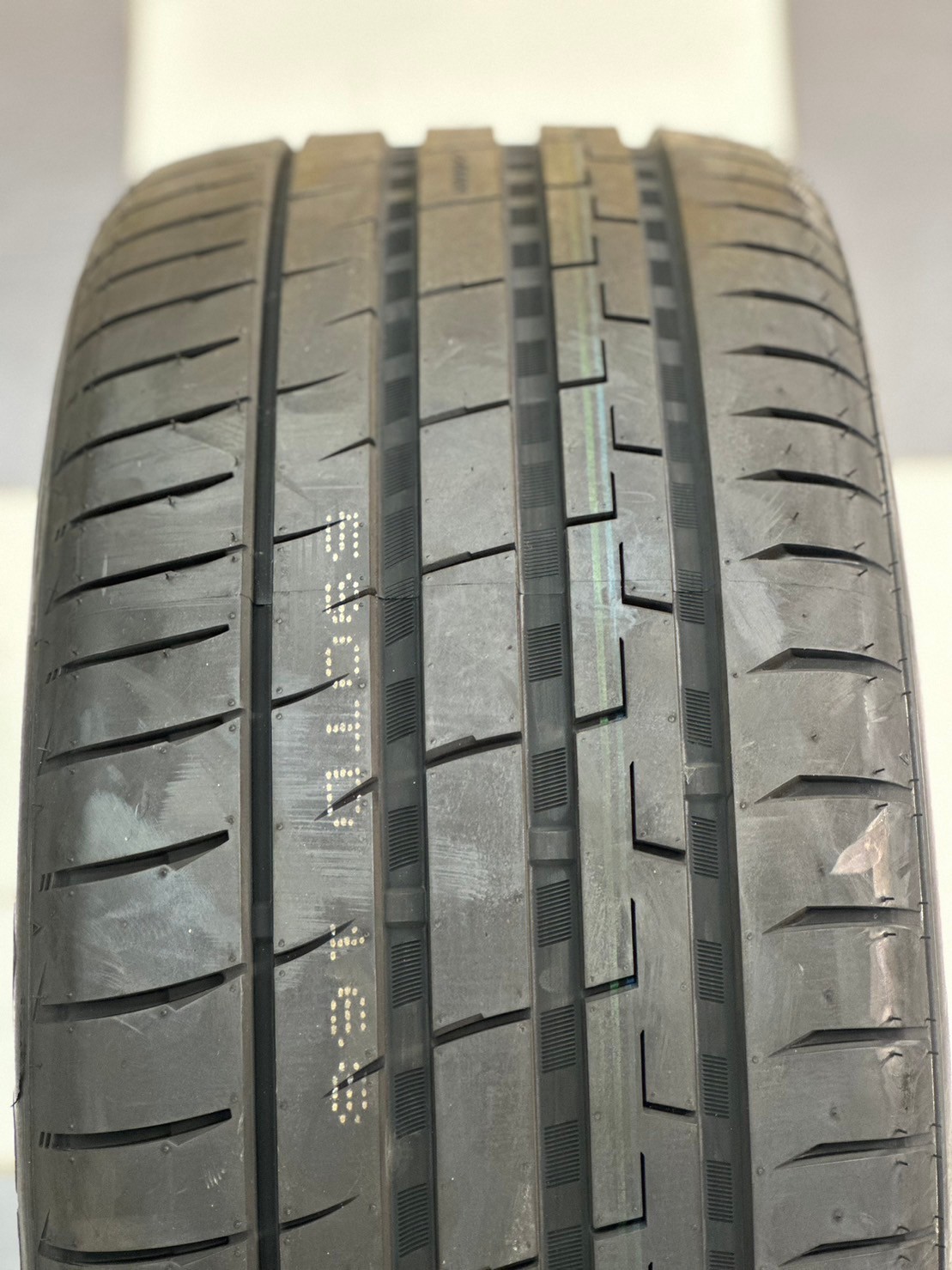 ยาง OTANI KC1000 ขนาด 275/40R18 ยางใหม่ปี2023 (มี2เส้น)