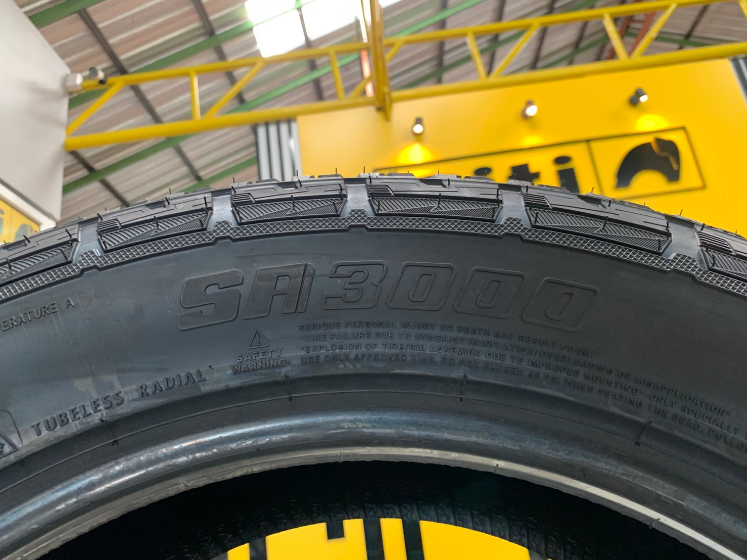 ยางโอตานิ OTANI SA3000 275/55R20 ยางใหม่ปี2021 ราคาพิเศษพร้อมติดตั้งฟรี สามารถสอบถามเพิ่มเติมได้ค่ะ