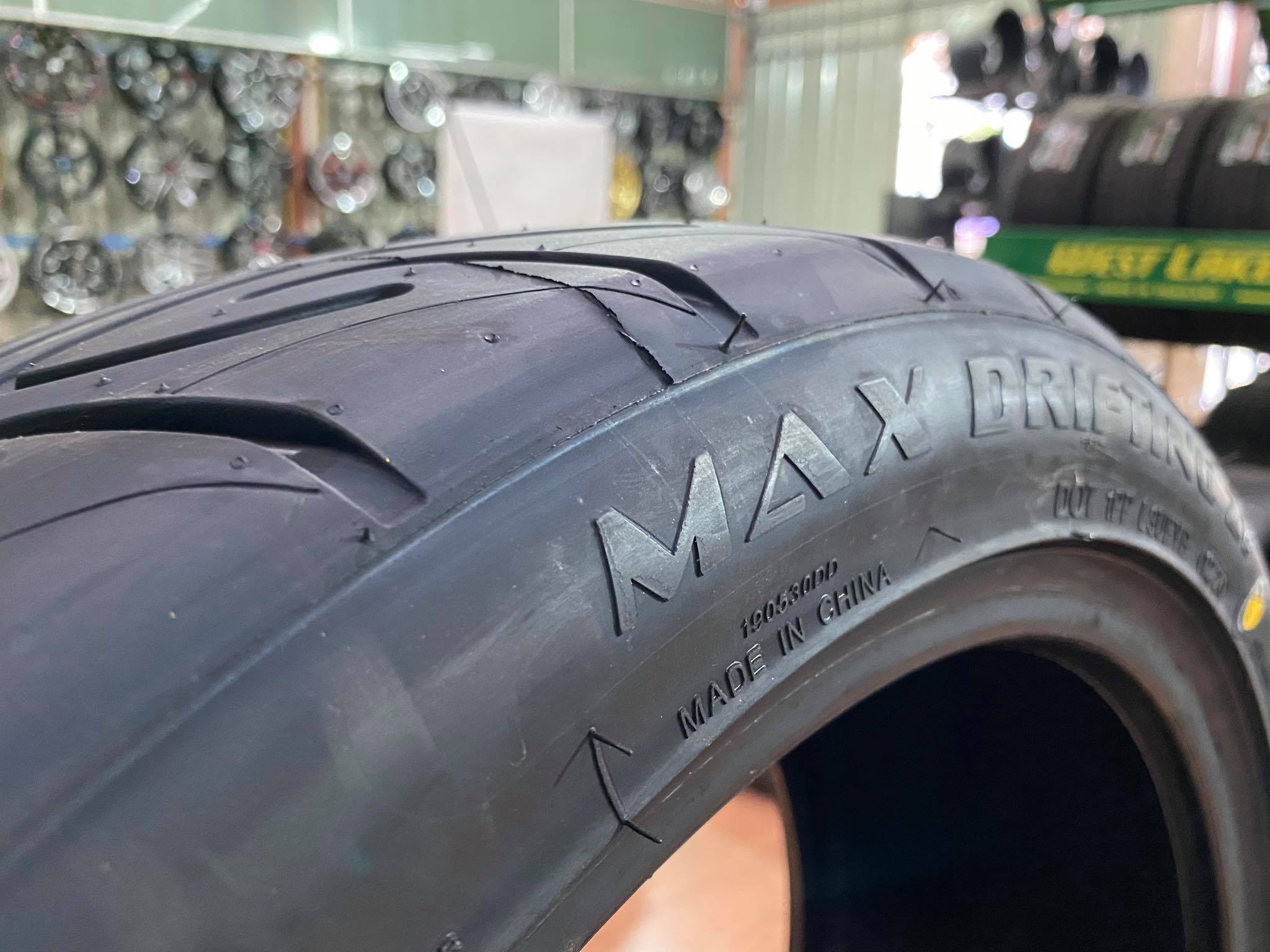 ยางใหม่ลายซิ่ง Sumaxx Drifting Z1 235/40R18-265/35R18 ยางใหม่ปี2020