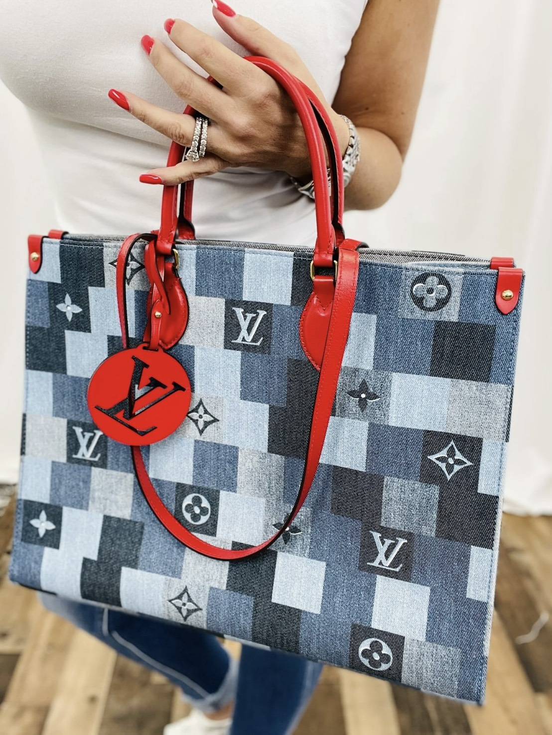 Lv onthego Denim Gm มือสอง