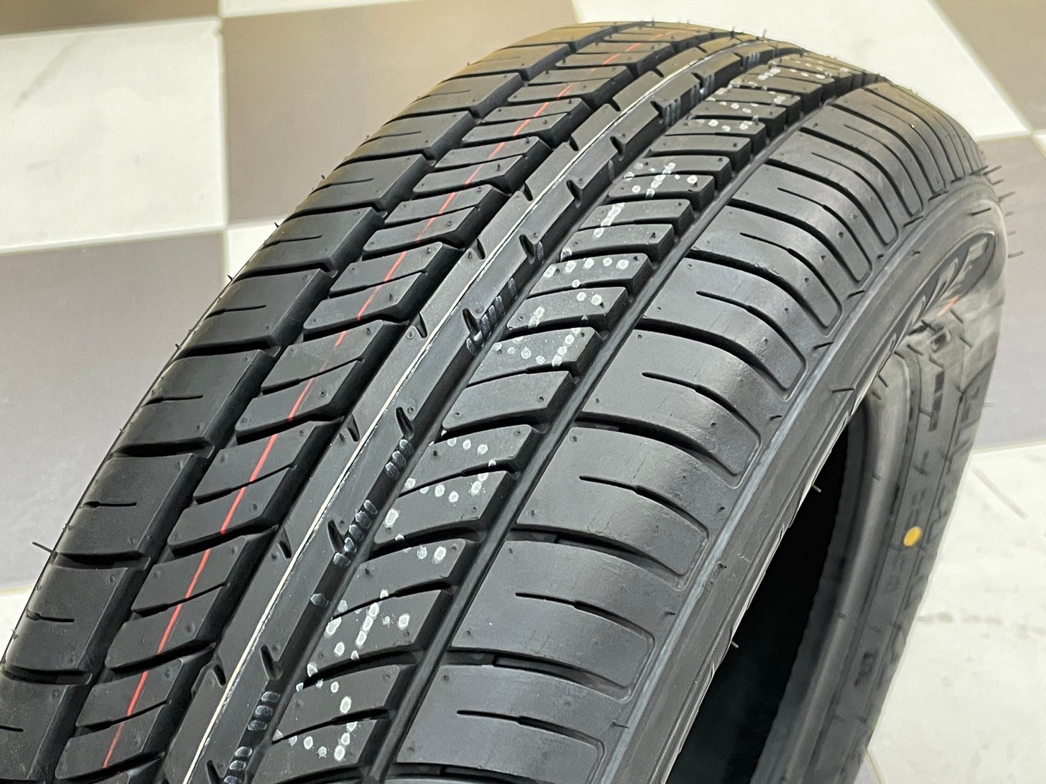 ยางใหม่ #Deestone R201 175/65R14 ยางใหม่ปี2024