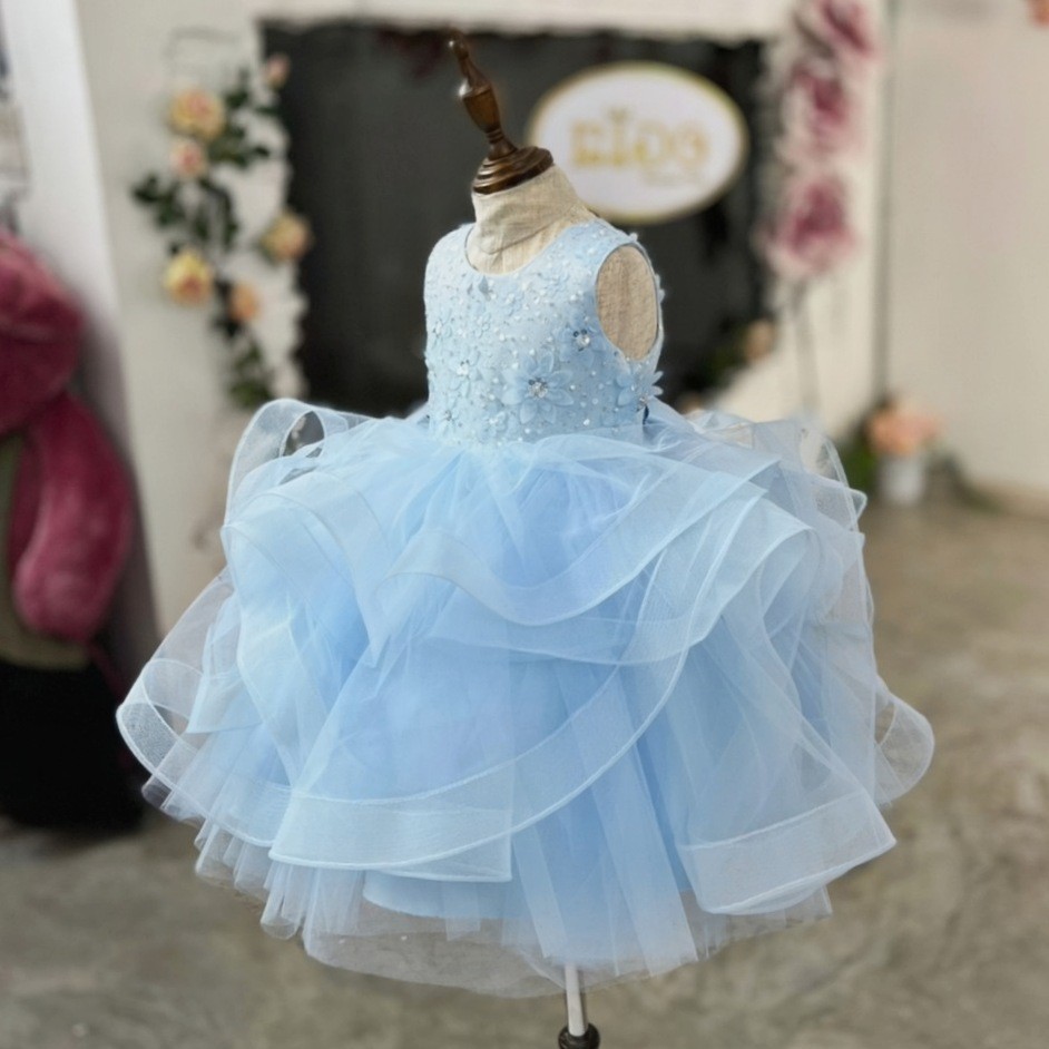 ชุดราตรีเด็ก(หน้าร้านอยู่รัชดา ลองได้ถ่ายรูปจากชุดจริง)A218สีชมพูเข้ม กระโปรงสั้นชั้นพอง อกปักดอกไม้สวยหวาน น่ารัก