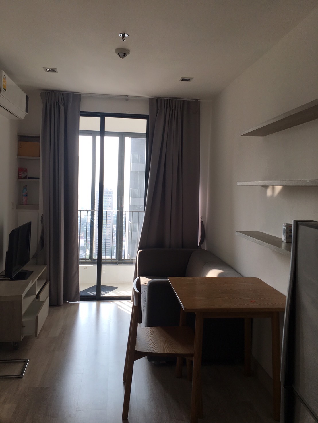 *FOR RENT* IDEO MOBI สาทร ห้องสวยพร้อมอยู่ ใกล้ BTS กรุงธนบุรี 80 ม.