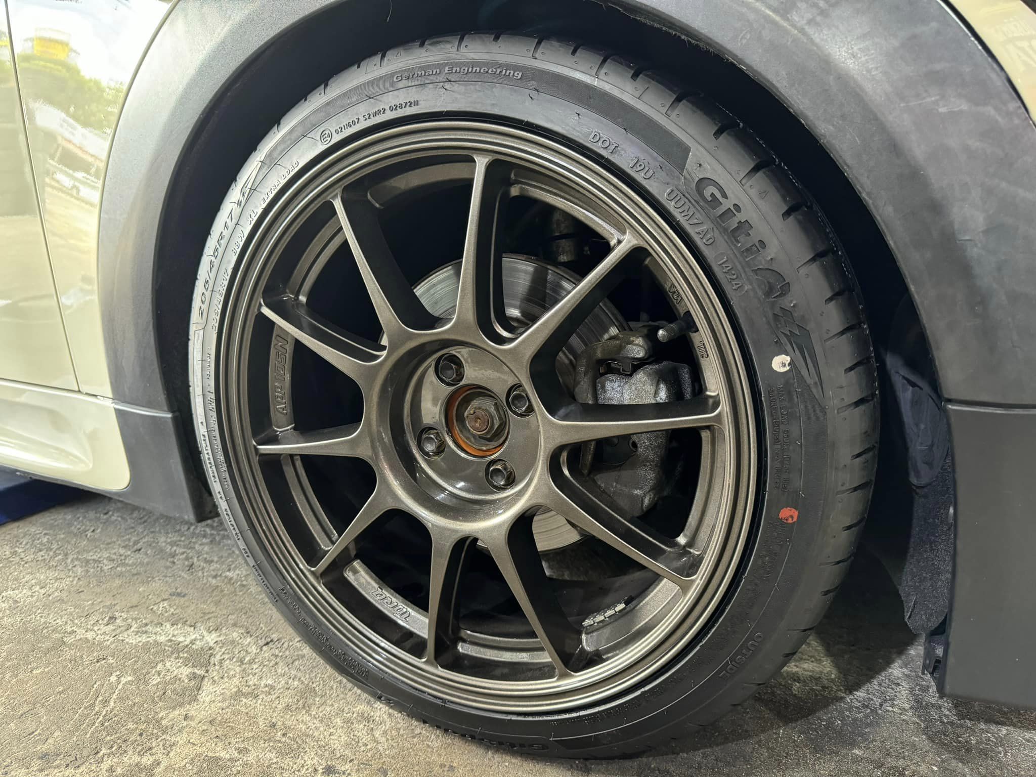 Mini_Cooper ติดตั้งเปลี่ยนยาง มั่นใจคุณภาพ🛞 #Giti_SportS2 205/45R17 🛞