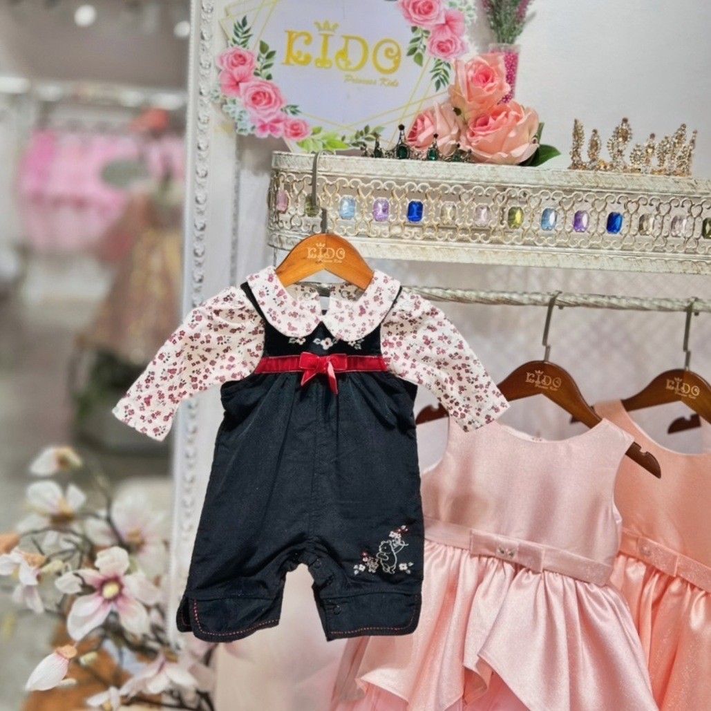 ชุดกันหนาวเด็ก*มีหน้าร้าน ตรงปก พร้อมส่ง*ZK07 เซ็ต2ชิ้น เสื้อแขนยาวลายดอก เอี้ยมกางเกงสีดำ น่ารัก
