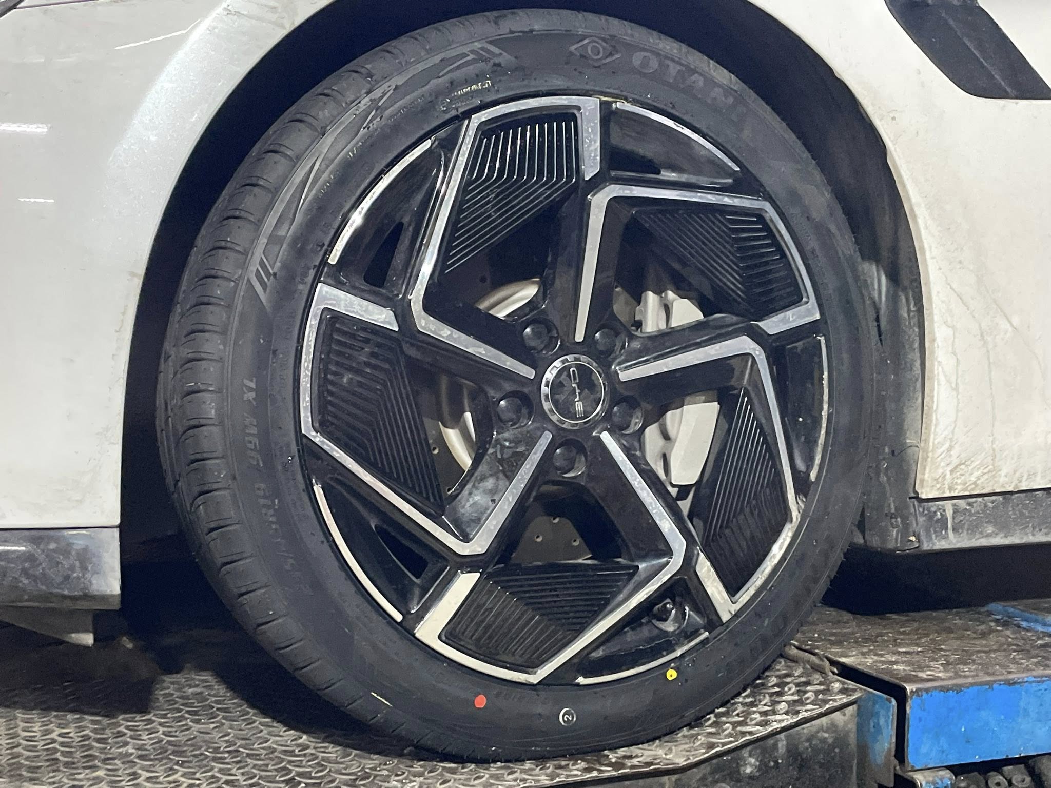 BYD_SEAL🚘 เปลี่ยนยาง 🛞🐘#OTANI_KN1000_235/45R19 🛞 #รถไฟฟ้า100%