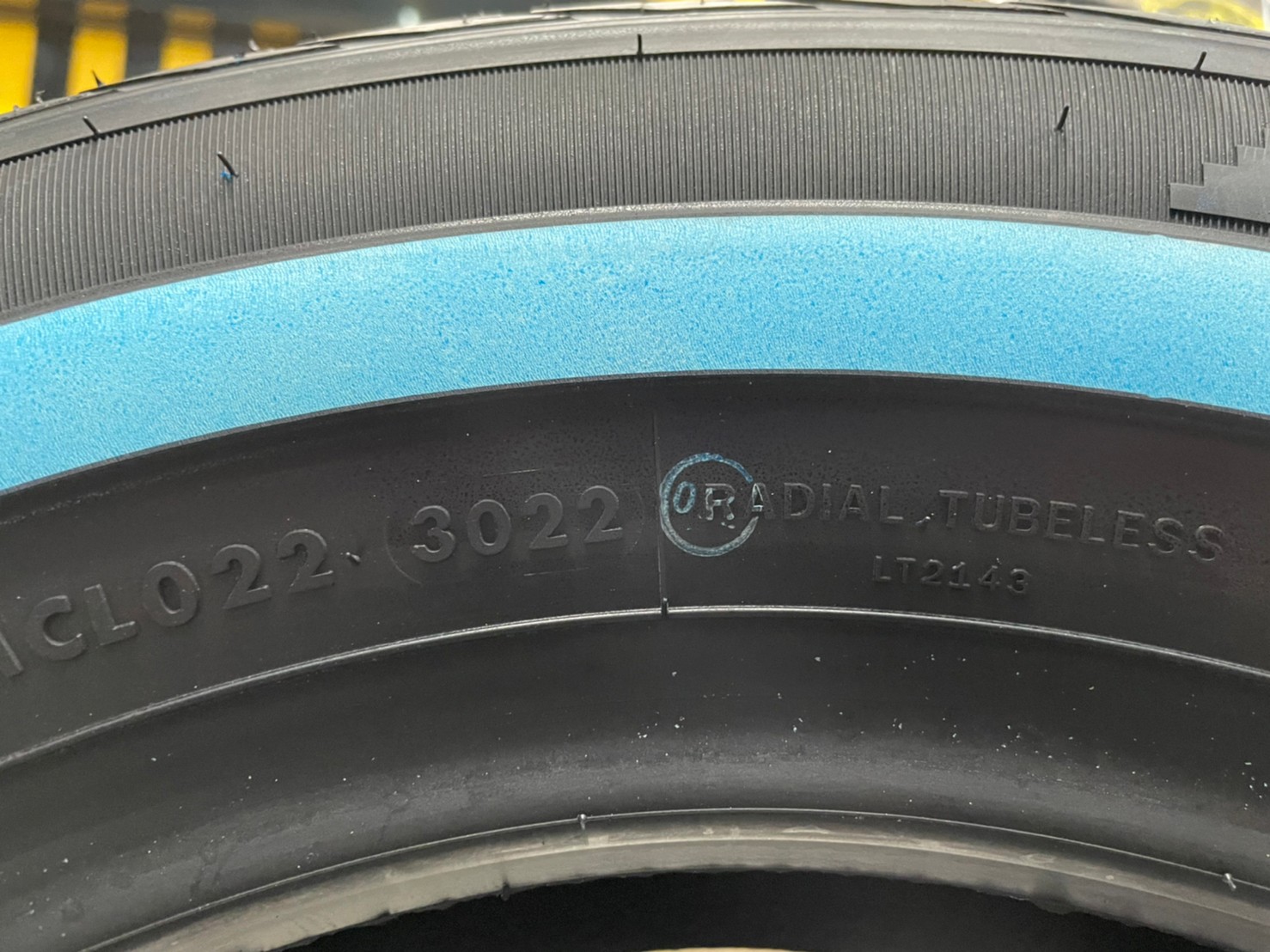 ATLAS R772 205/70R15 ยางใหม่ปี 2022