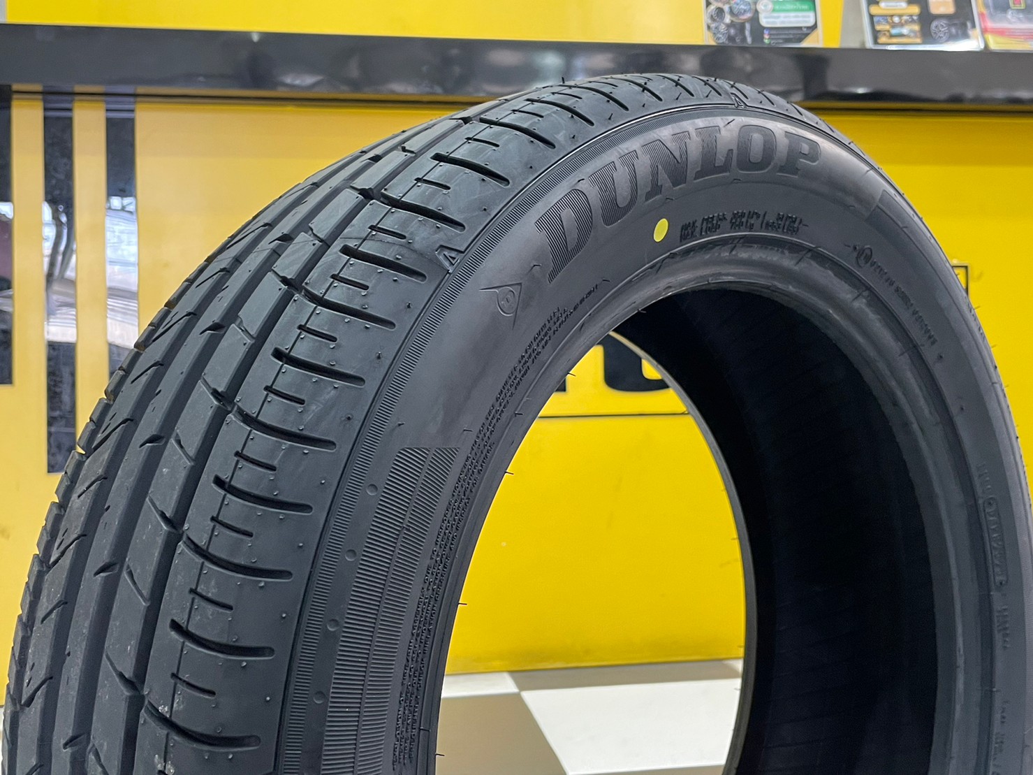 ยางใหม่ DUNLOP SP SPORT FM800 225/55R18 ยางใหม่ปี2023
