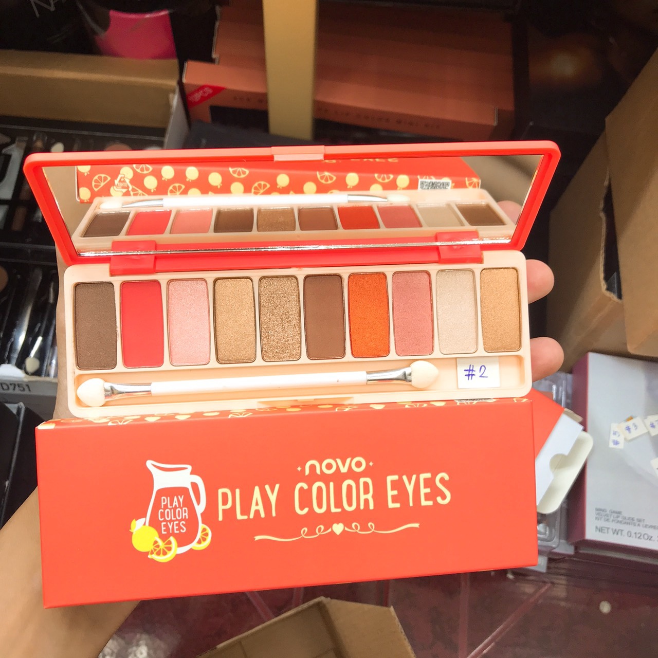 Novo Play Color Eyes (อายแชโดว์)