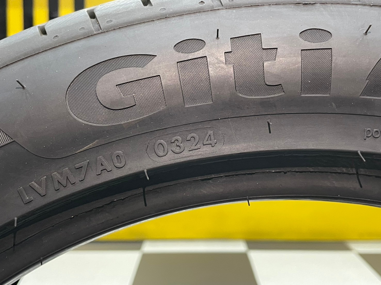 GITI SPORT S2 245/45R18 ยางใหม่ปี2024