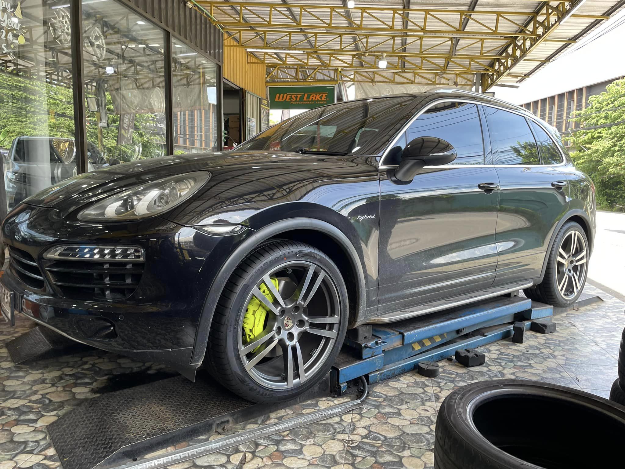 #Porsche #Cayenne #ยางรถยนต์แบรนด์คุณภาพ #Giti_SportS2 295/35R21🛞