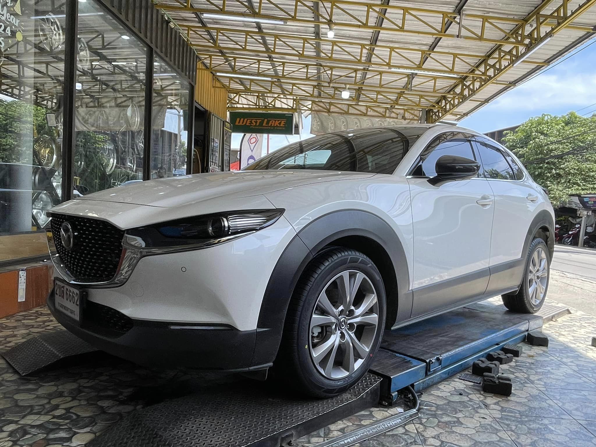 🚘 #MAZDA_CX30 เปลี่ยนยาง #DUNLOP_SP #SPORT #MAXX050_215/55R18