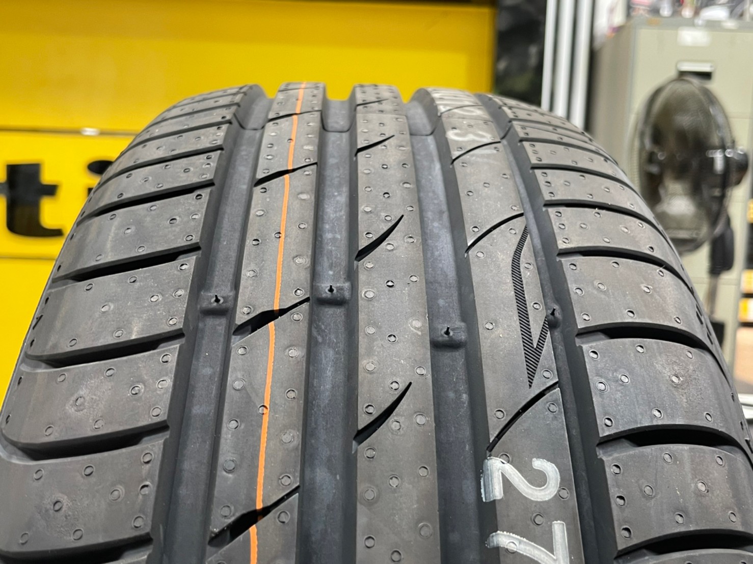 MARSHAL MU12 215/55R16 ยางใหม่ปี2022