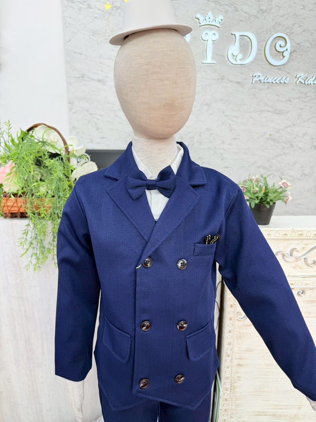 สูทเด็กผู้ชาย(หน้าร้านอยู่รัชดา ลองได้ถ่ายรูปจากชุดจริง)S188สีน้ำเงินเซ็ตสูท4ชิ้น สูท เสื้อเชิ้ต กางเกง หูกระต่าย
