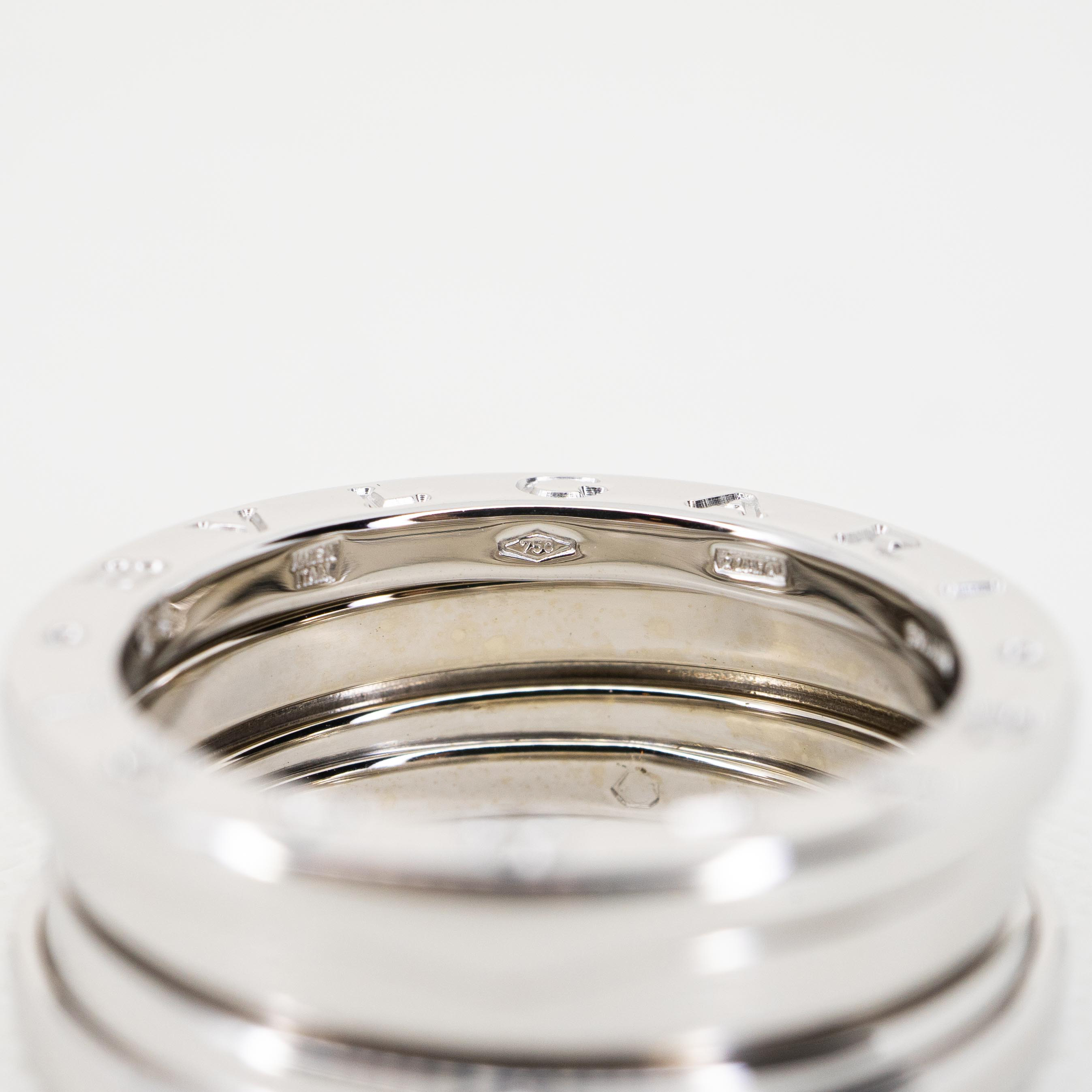 แหวน Bvlgari B.zero1 3band ทองขาว18K ไซส์ 54# (Used)