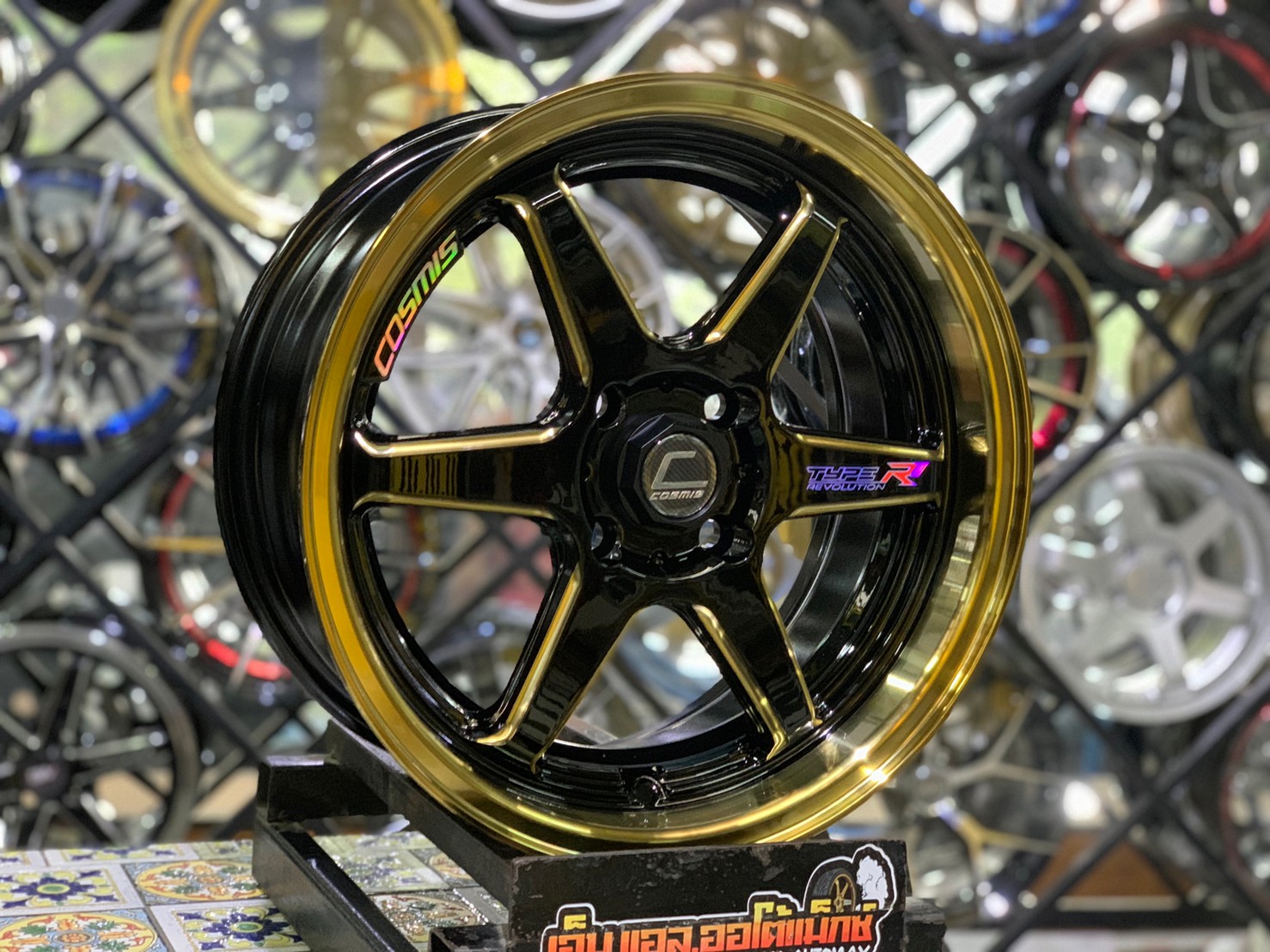 ล้อแม็กซ์ใหม่ขอบ15 #COSMIS TYPE-R 4รู100 กว้าง7 ออฟ35 สีดำขอบไดร์ทอง