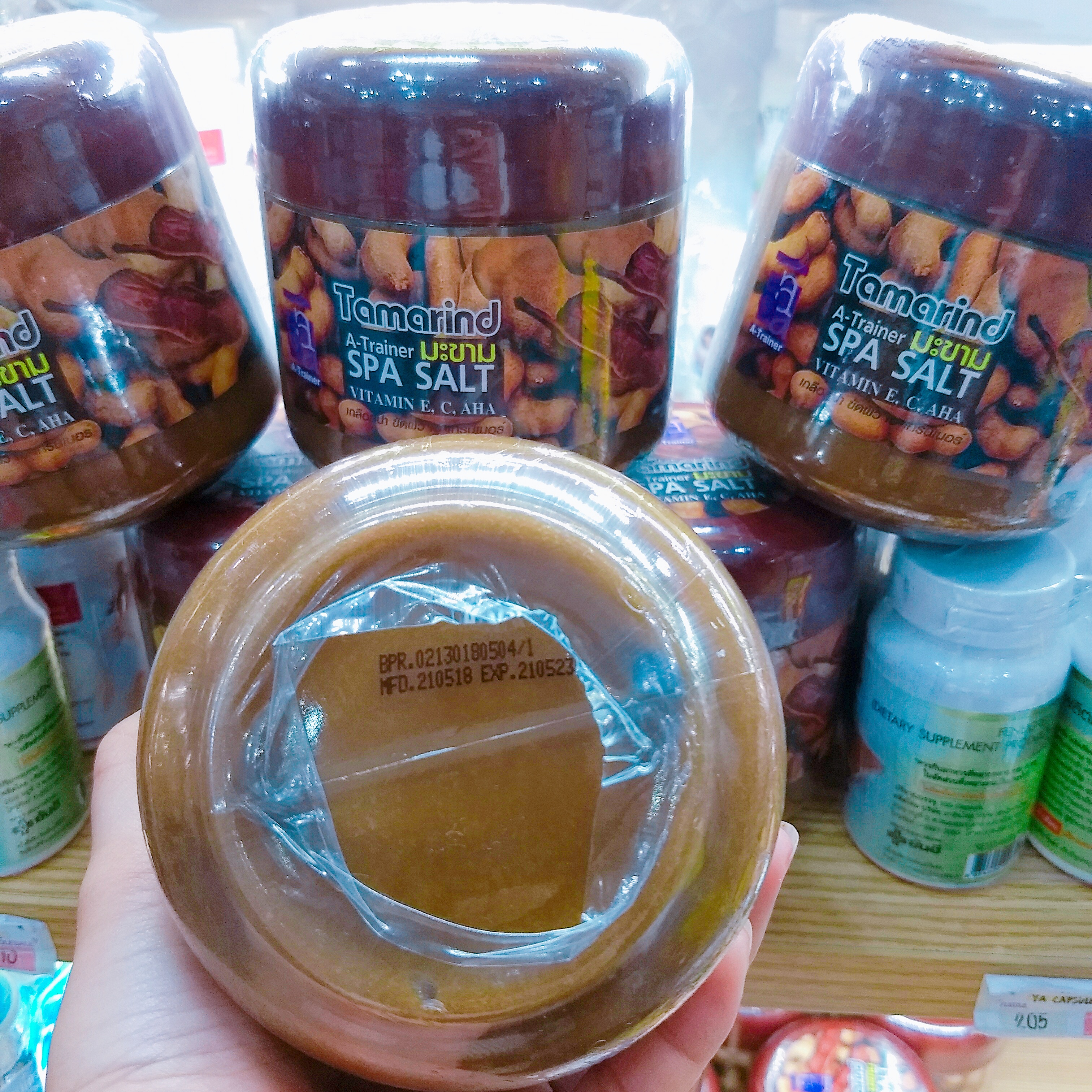 Tamarind a - trainer spa salt เกลือสปาขัดผิวเอ-เทรนเนอร์ มะขาม