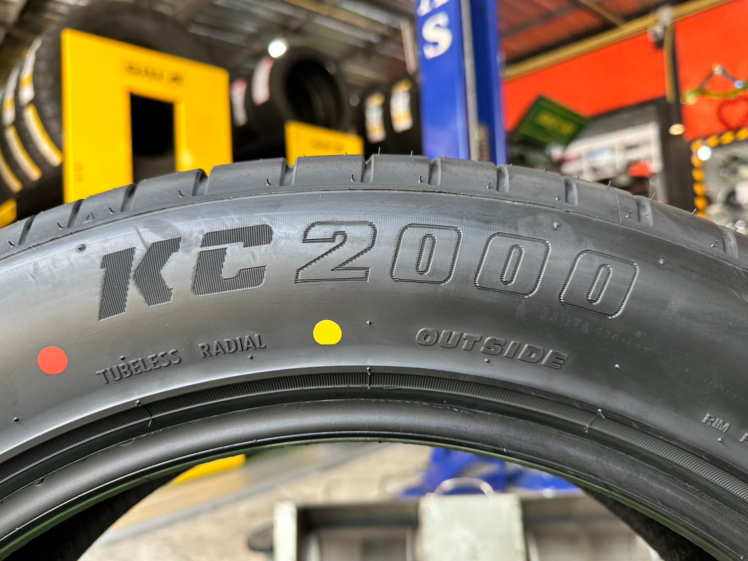 OTANI KC2000 225/55R19 ยางใหม่ปี2023 ราคาพิเศษพร้อมติดตั้งฟรี สามารถสอบถามเพิ่มเติมได้ค่ะ