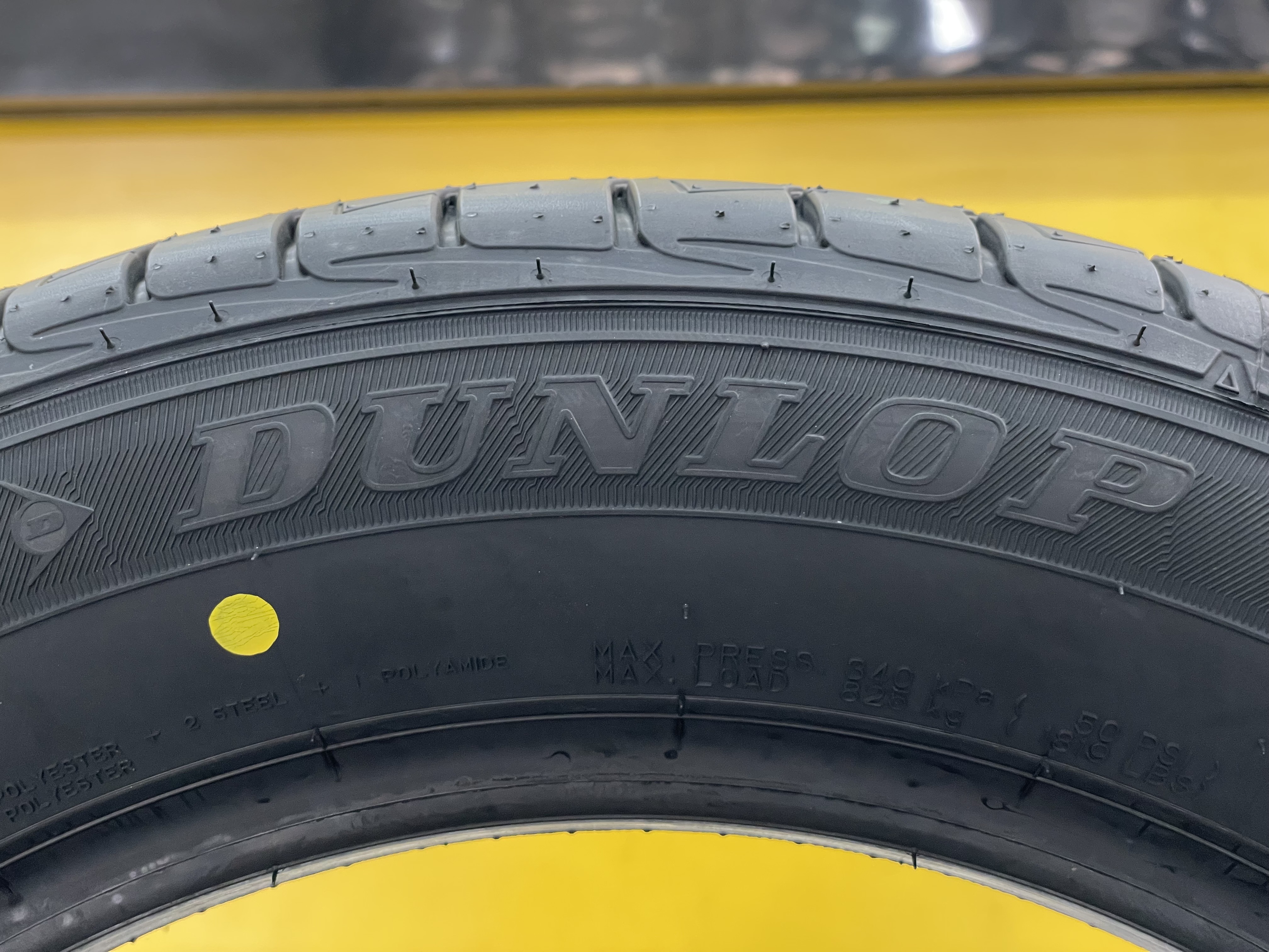 DUNLOP SP SPORT LM705 225/55R17 ยางใหม่ปี2024