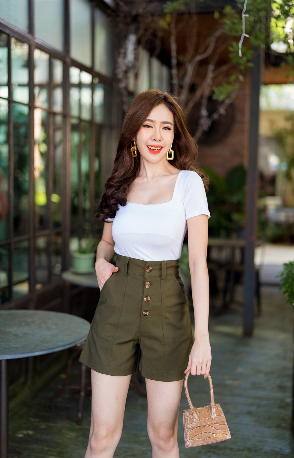 กางเกงขาสั้นเอวสูง กระดุมลาย ผ้าดับเบิ้ล สวยมาก เก็บพุงอย่างเนียน ใส่แล้วทรงสวย