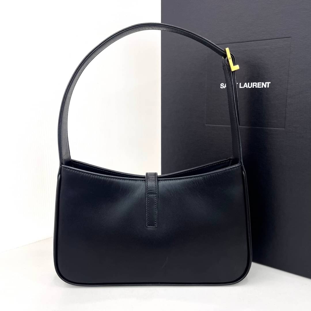 YSL Hobo bag 2021 มือสอง