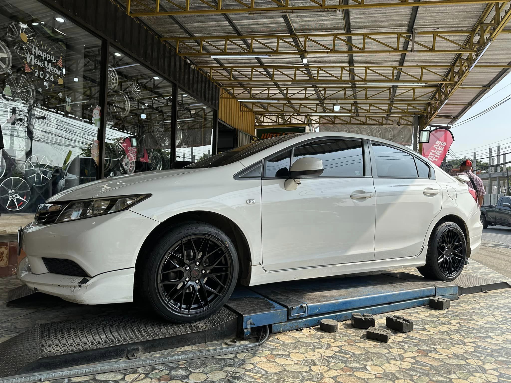 🚘#HONDA_CIVIC🚘 🛞 #ล้อแม็กซ์ #SSW348 17” 5x114 🛞 #KINTO_Forza001 215/45R17