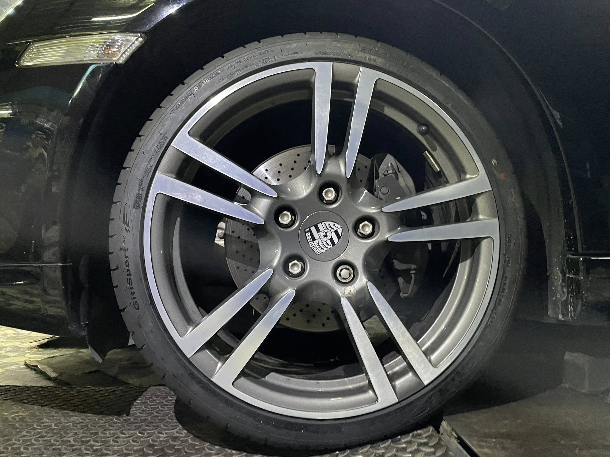 #PORSCHE_CAYMAN🚘เปลี่ยนยาง 🛞🐘#Giti_SportS2_235/35R19 🛞 #Giti_SportS2_275/35R19