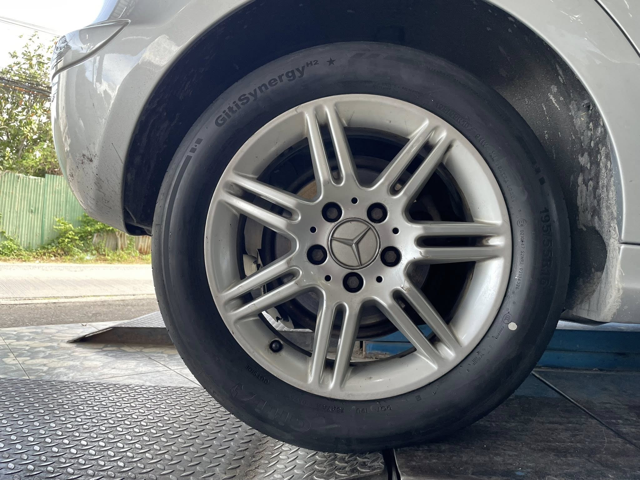 BENZ_A180🚘เปลี่ยนยาง 🛞🐘#GITI_SynergyH2_195/55R16