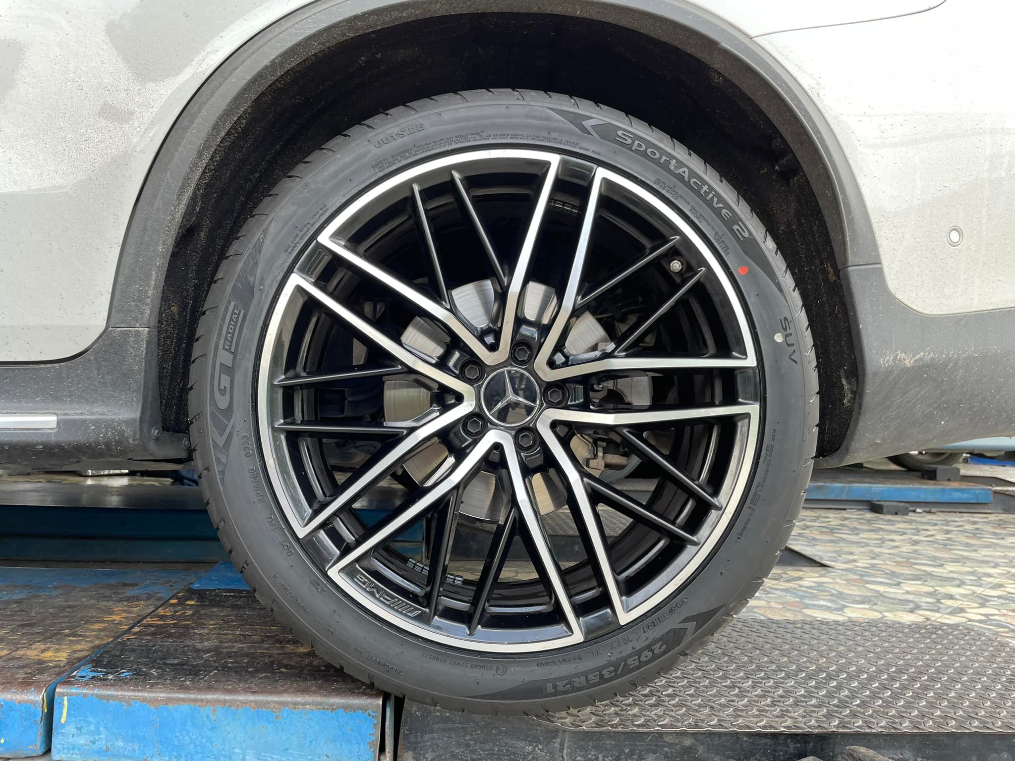 BENZ GLC43🛞 #GT RADIAL SportActivE2 295/35R21