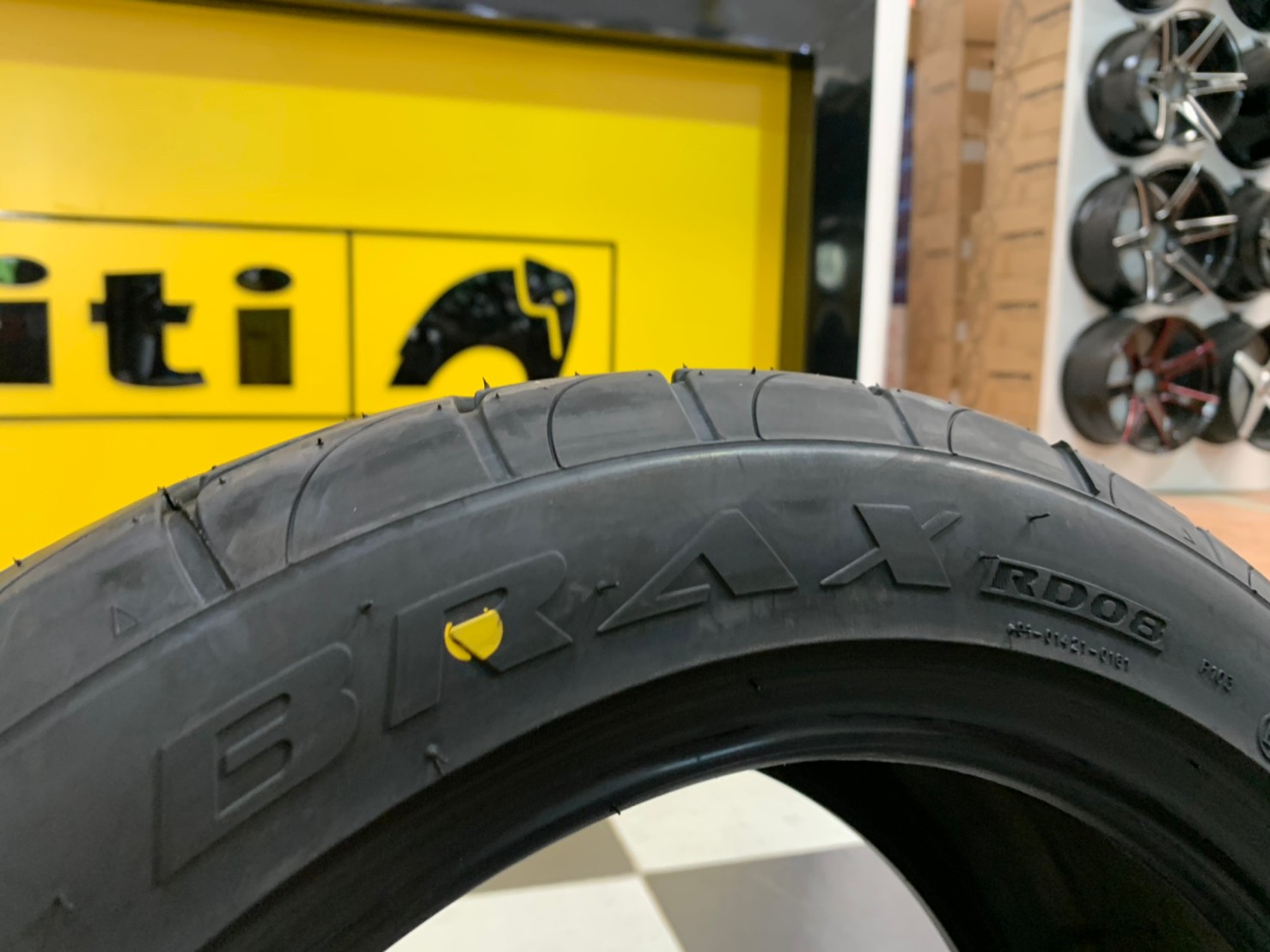 SIAMES 195/50R15 RD08 ยางปี 2021 (ยางไทย รับประกัน 1 ปี)