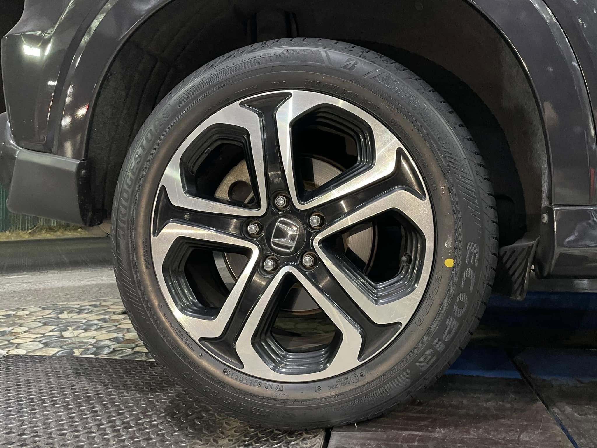 🛞❤️ #HONDA_HR-V เปลี่ยนยาง 🛞🐘#Bridgestone #Ecopia #EP300 215/55R17