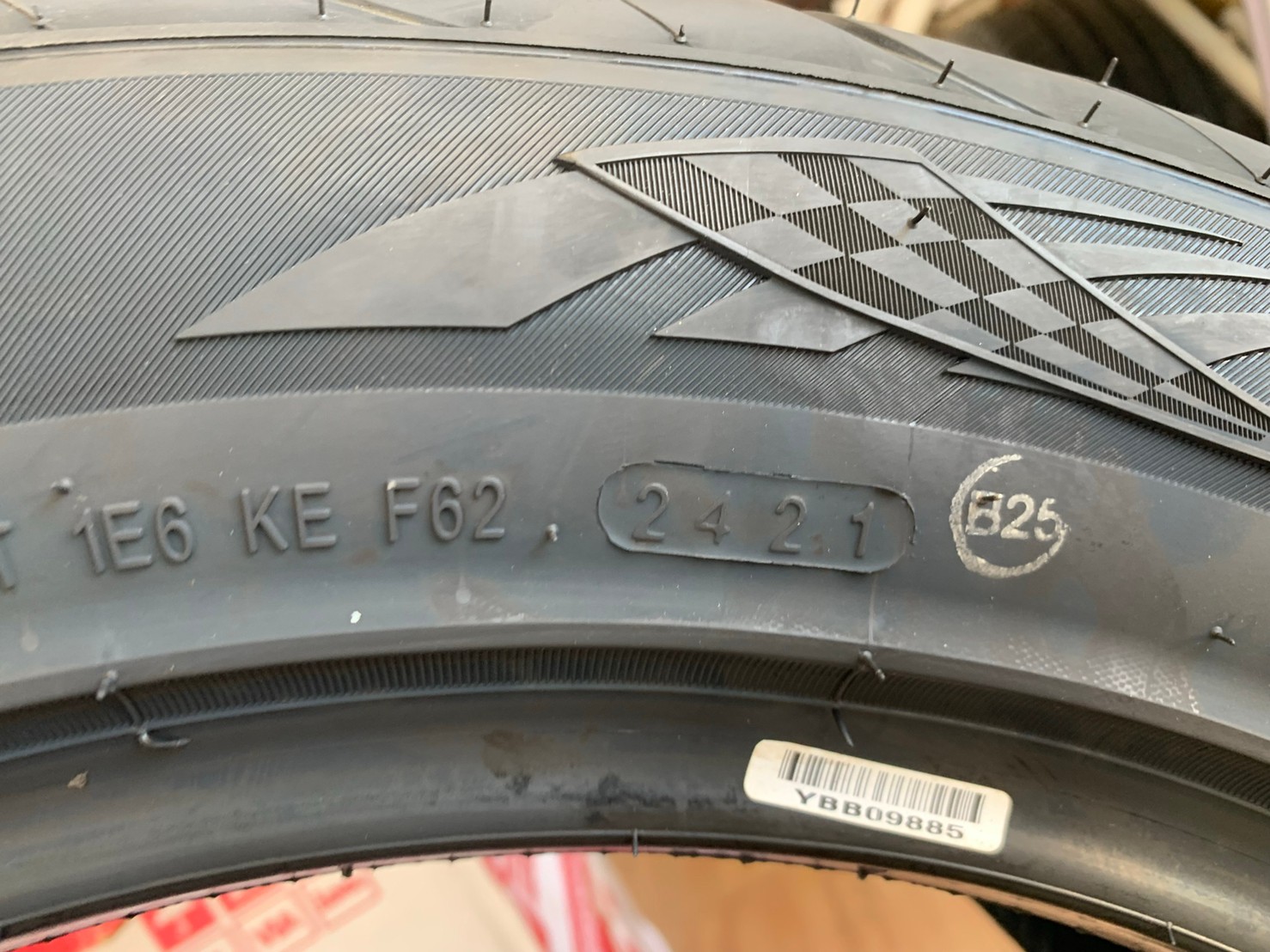 โดนใจสายซิ่ง ยางลายใหม่ นุ่มหนึบ OTANI BM2000 255/50R18 ราคาพิเศษพร้อมติดตั้งฟรี สนใจสอบถามเพิ่มเติมได้ค่ะ