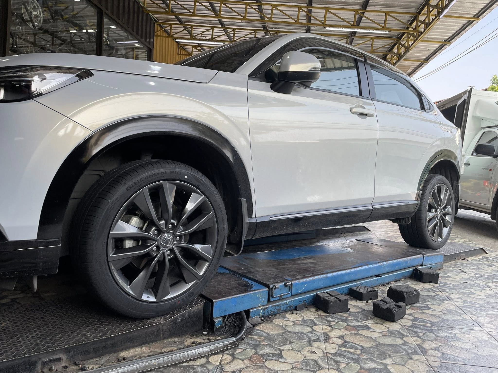 #HONDA_HRV 🚘เปลี่ยนยาง 🛞🐘GITI_ControlP10_225/45R18