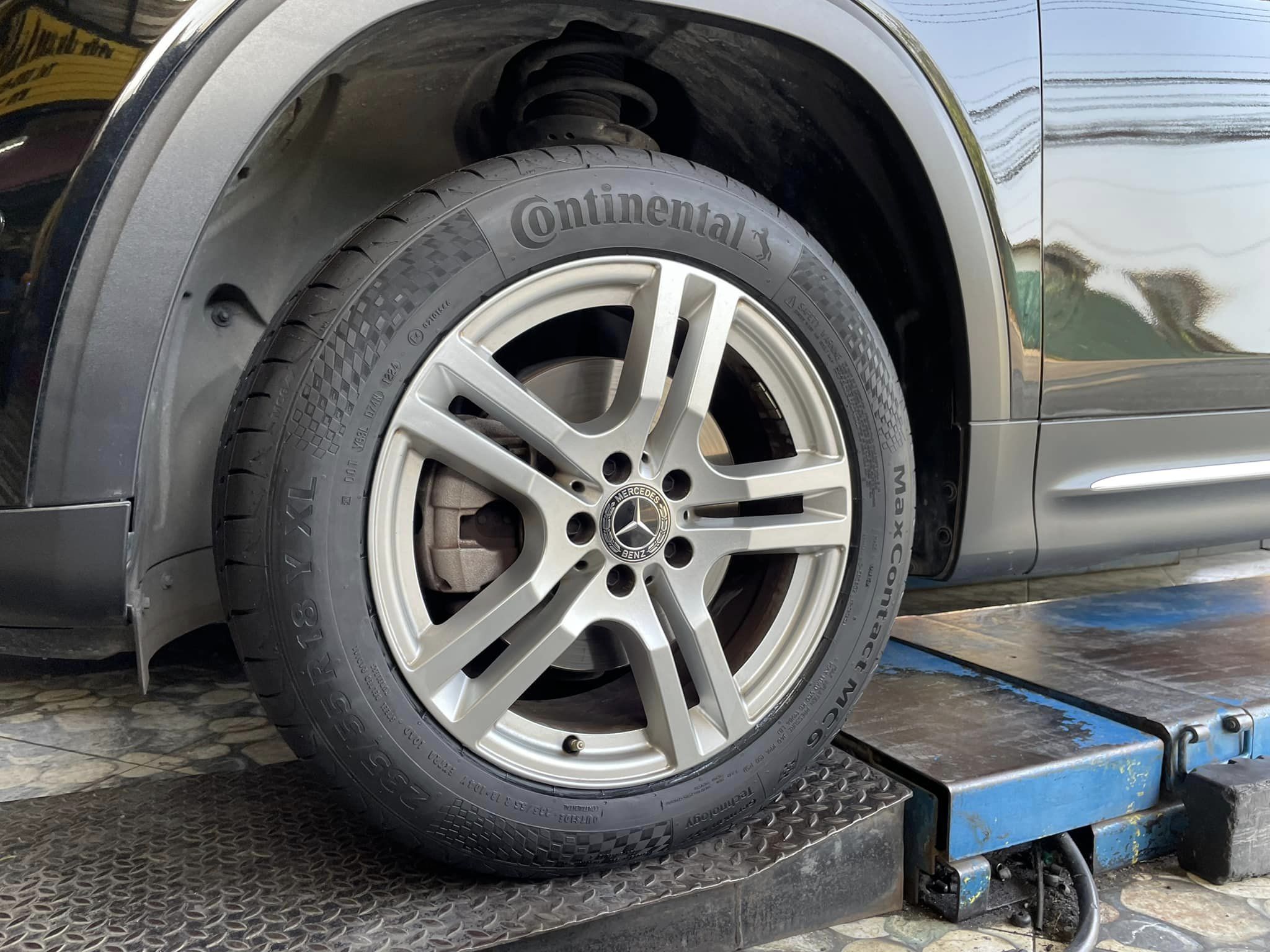 BENZ GLB200 เปลี่ยนยาง 🛞🐘#Continental #MC6 235/55R18